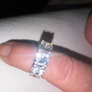 Elegant Silver Women's Ring